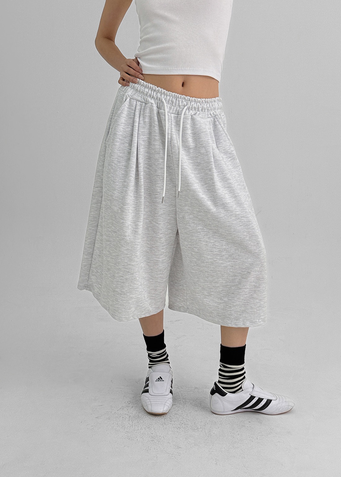 (UNISEX) ユキンピンタック バミューダバンディングパンツ