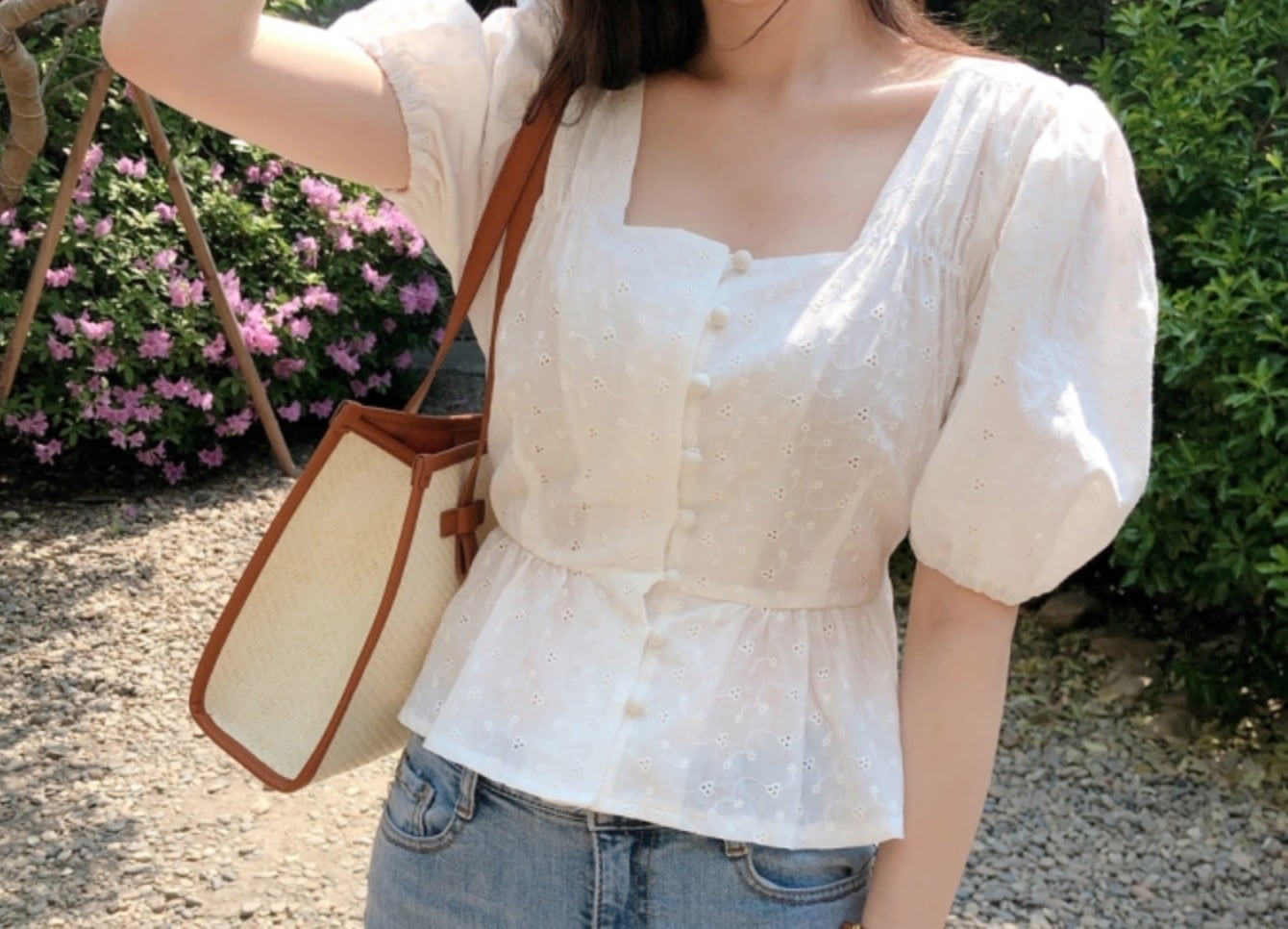 カットソー 半袖 スクエアネック パンチングレース ウエストマーク レトロ かわいい 大人可愛い きれいめ シンプル ガーリー フェミニン 春 夏 学生 デート お出かけ ホワイト トップス 5,202円