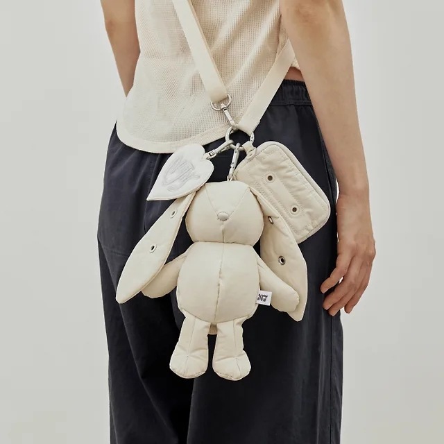 NewJeans X COLLER(コレ) ウサギ ポーチ / 公式グッズ LINE FRIENDS KPOP