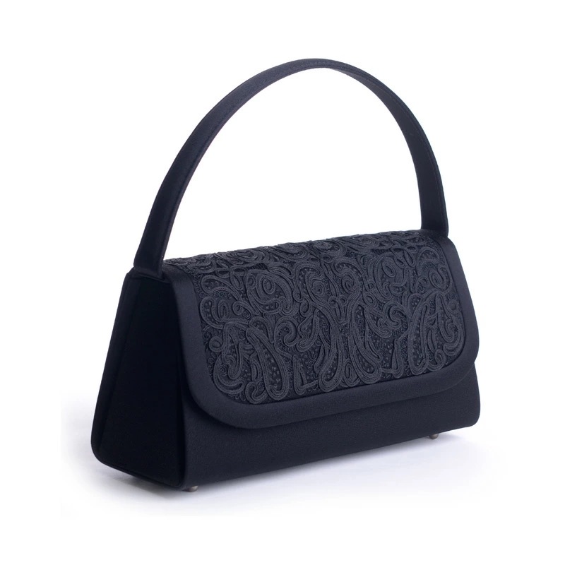 コード刺繍ブラックフォーマルバッグ 冠婚葬祭 弔事 黒喪 F1