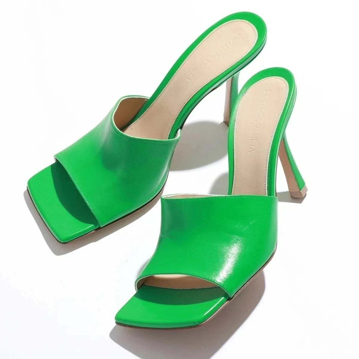 BOTTEGA VENETA ボッテガヴェネタ サンダル 610538 VBSF0 レディース ミュール スクエアトゥ シューズ 靴 3730