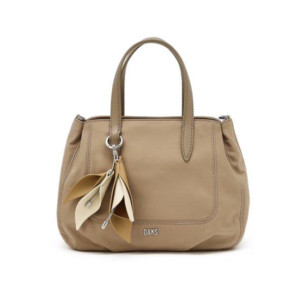 ベージュフラワーチャーム ナイロン トートバッグ S DCBA6E535_s