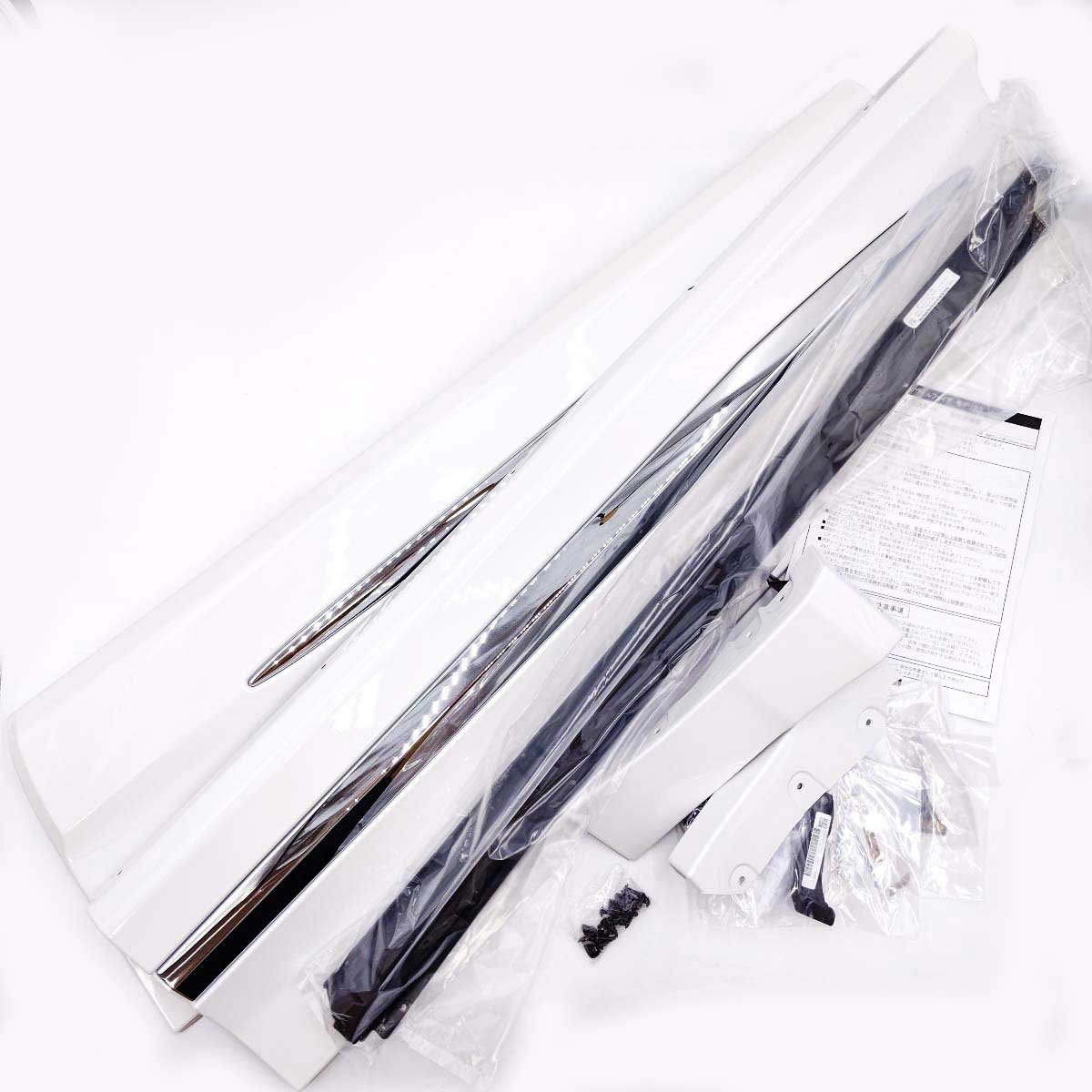 【中古・未使用品】モデリスタ アルファード30 前期用 サイドスカート 右側セット