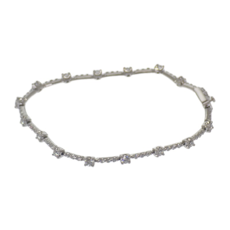 デザインジュエリー テニス ブレスレット 腕輪 K18ホワイトゴールド レディース 上品 美品【Aランク】