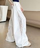 ホワイト
