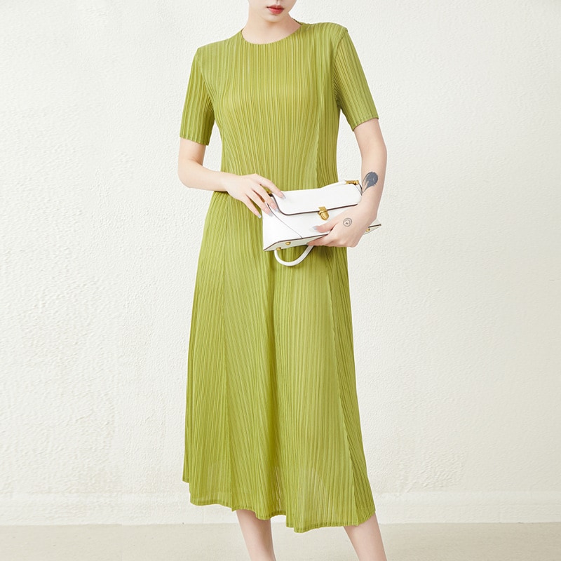 しわワンピース女性半袖夏のゆったりした気質が痩せていて腹が減っているロングスカート