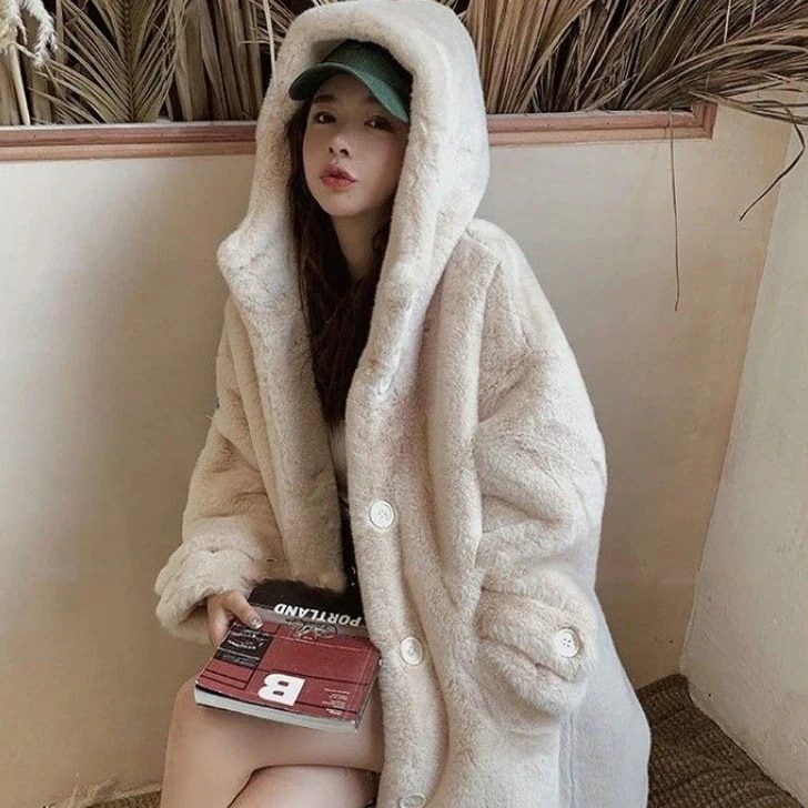 人気沸騰柄追加ファーコートレディース毛皮コートミンク風ミディアム丈フード付き大きいアウター暖かい防寒お洒落秋冬