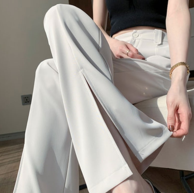 ボトムス デート ワイドパンツ スリット ハイウエスト かわいい 大人可愛い きれいめ シンプル カジュアル 大人 上品 おしゃれ お洒落 主役級 存在感 春 夏 秋 冬 オールシーズン 10代