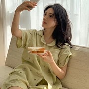 Qoo10 – 「JUUNEEDU 韓国公式ストア」のショップページです。