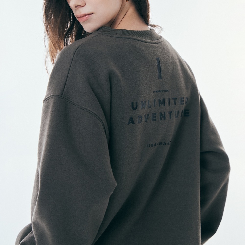 アーバナージアンリミテッドオーバースウェットシャツカーキ