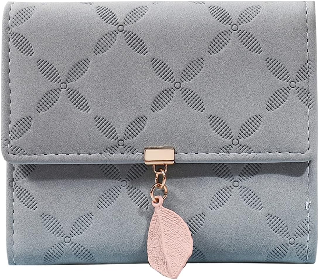 【20%OFFクーポン】小さい財布 レディース 財布 三つ折り 葉 ボタン ファスナー 大容量 小銭入れ カード入れ 多機能 コンパクト 使いやすい 軽い コインケース ウォレット ファッション 高級 6,304円