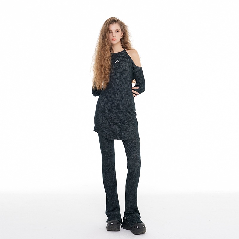 HALTER-NECK SET BANDING PANTS