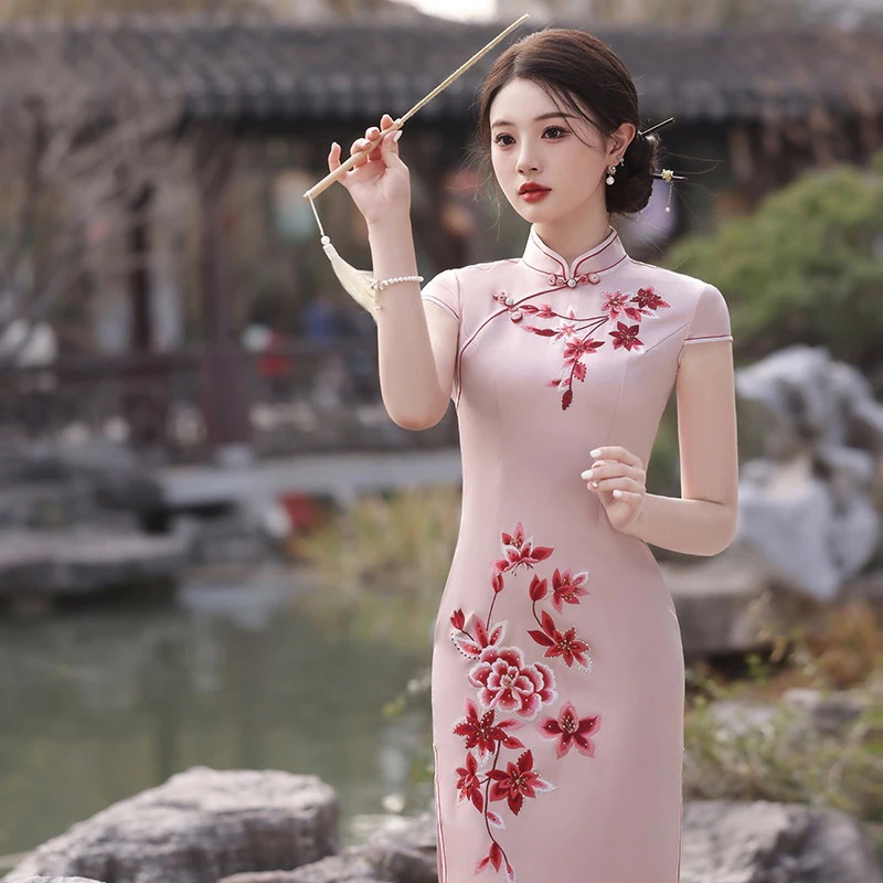 ワンピースドレスドレス熱いダイヤモンドの刺繍された長いチョンサム春と夏のファッション気質ショースリム・チョンサム・デイリー