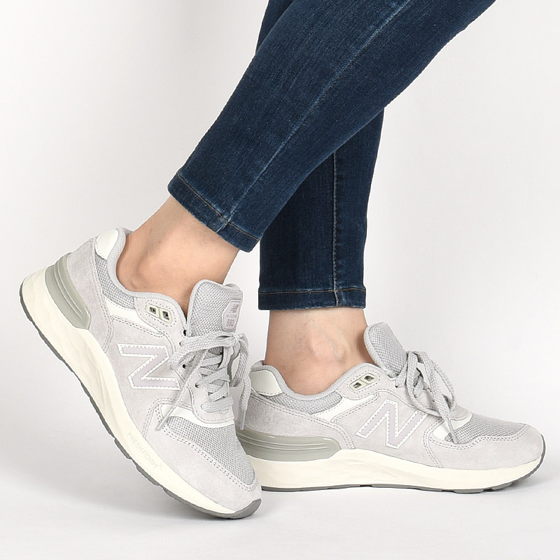 【複数カラーあり】Fresh Foam 880 v7 WW880 スニーカー レディース 靴 カジュアル ウォーキング 運動 ローカット ファッション 2E ブラック