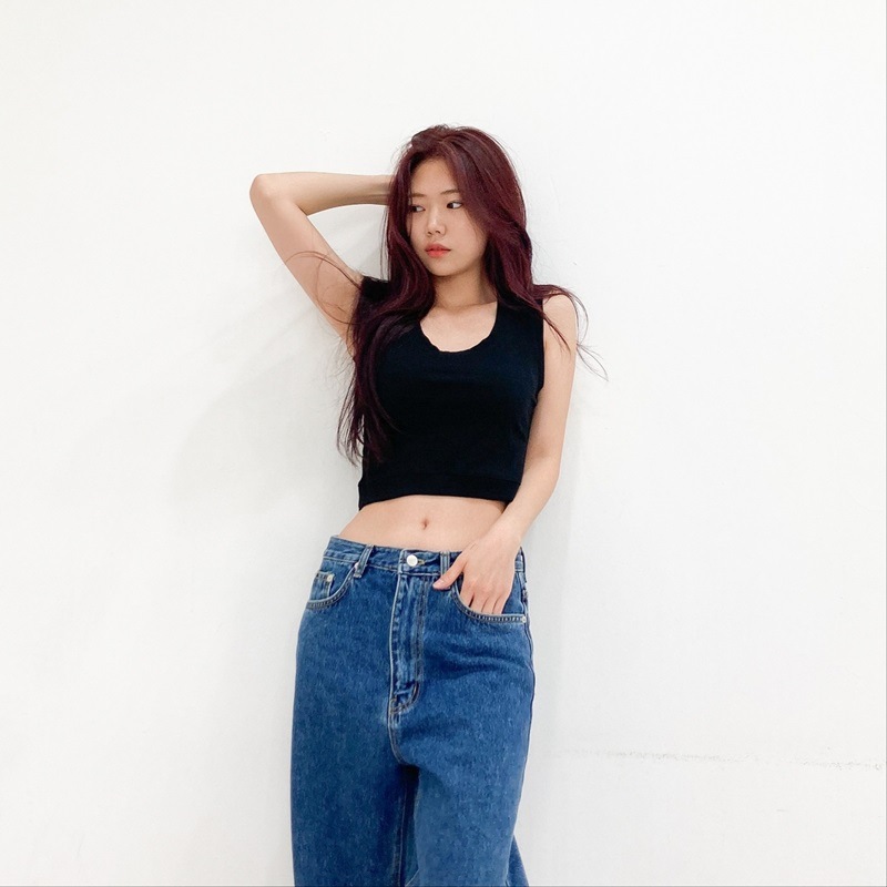 ヒドゥンポイント ノースリーブクロップTシャツ - 黒色 (汗取りパッド付 / レディース さらら 吸汗速乾 脇汗パッド / 袖 汗染み ワキ汗 防止 / 汗染み防止 )