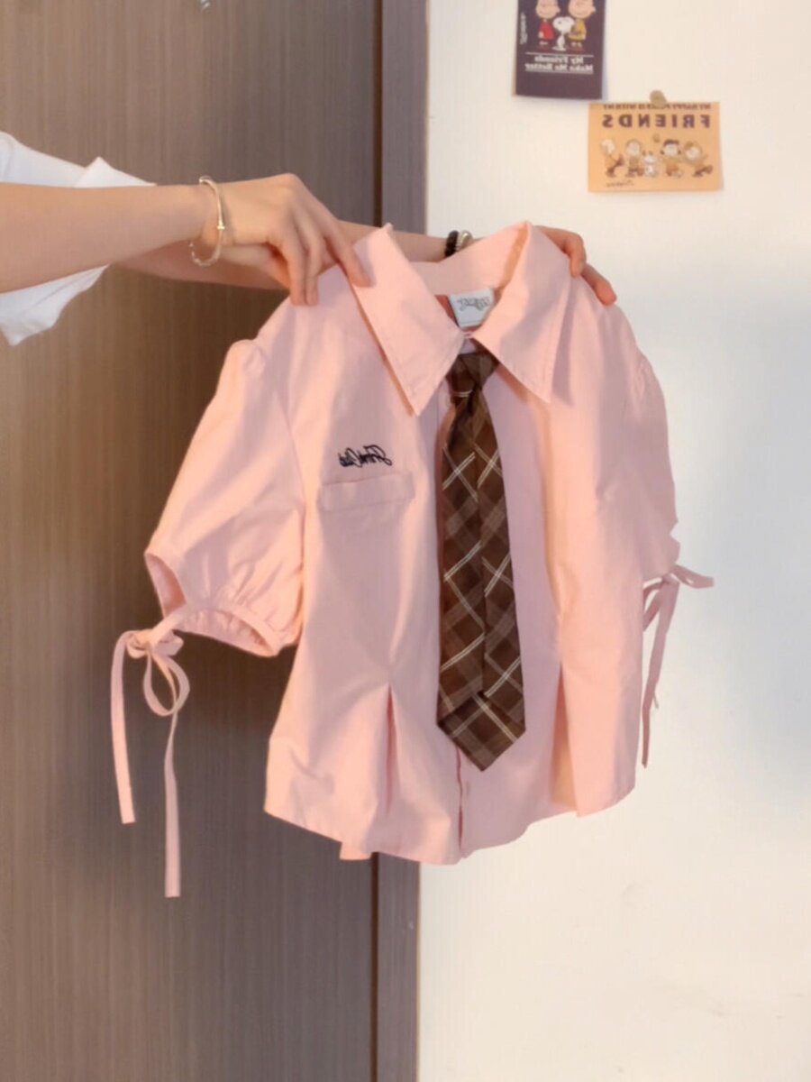 ピンクのパフスリーブ半袖シャツ女性用年夏小柄な女性向けの甘いスタイルショート丈トップスインスタトレンド