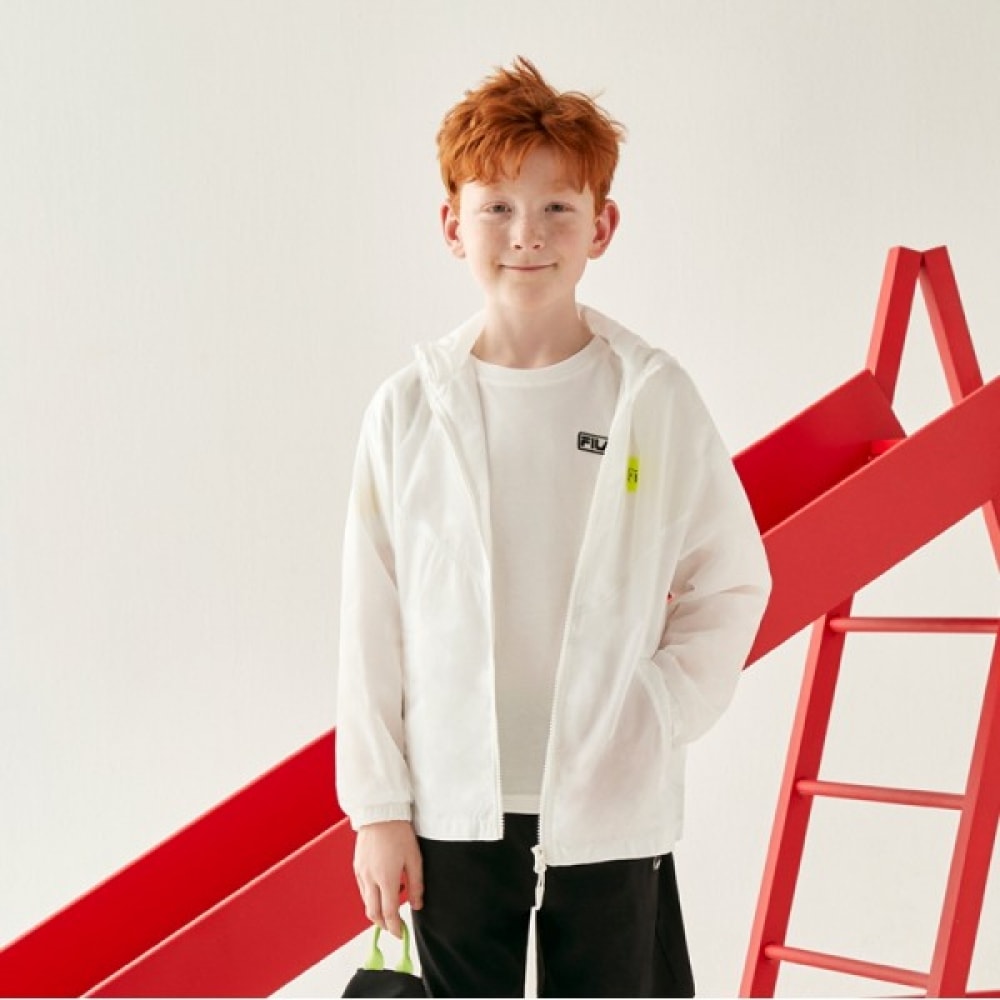 フィラ キッズ ヘリテージ 風を通さないジャケット (FK2JKE2111X_OWH)
