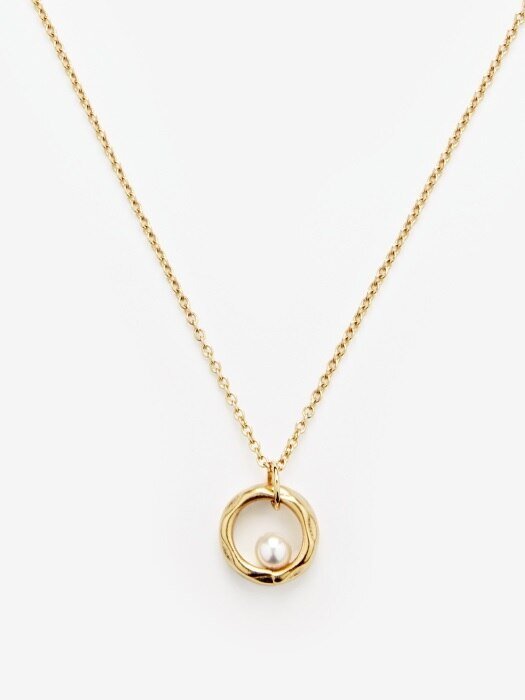 Holiday pearl in ugly hoop necklace 韓国コスメ 韓国ブランド レディースファッション アクセサリー ピアス 指輪 イヤリング 韓国人気 アイドル
