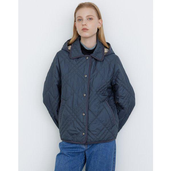 [24FW] ネイビーチェック柄取り外し可能フード付きクラシックキルティングジャンパー DLJU4DE95N2