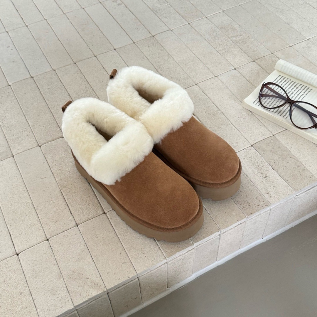 新作スノーブーツ 厚底 ショート 軽く 保温 シンプル レディスファション コーディネート 栗色