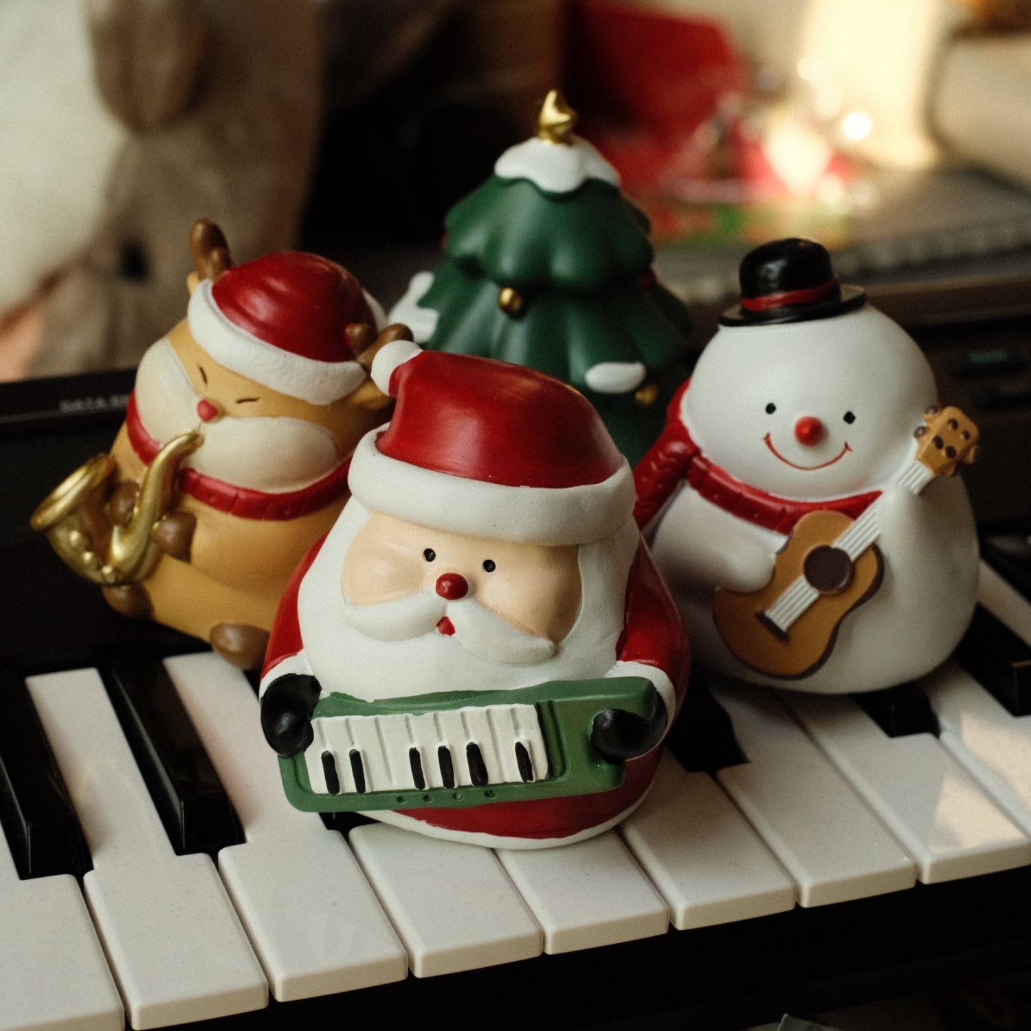 クリスマス オブジェ 置物 太っているサンタ トナカイ 雪だるま クリスマスツリー ガーデンオーナメント インテリア 可愛い インテリア雑貨 室内 寝室 玄関 ミニサイズ ガーデニング プレゼント