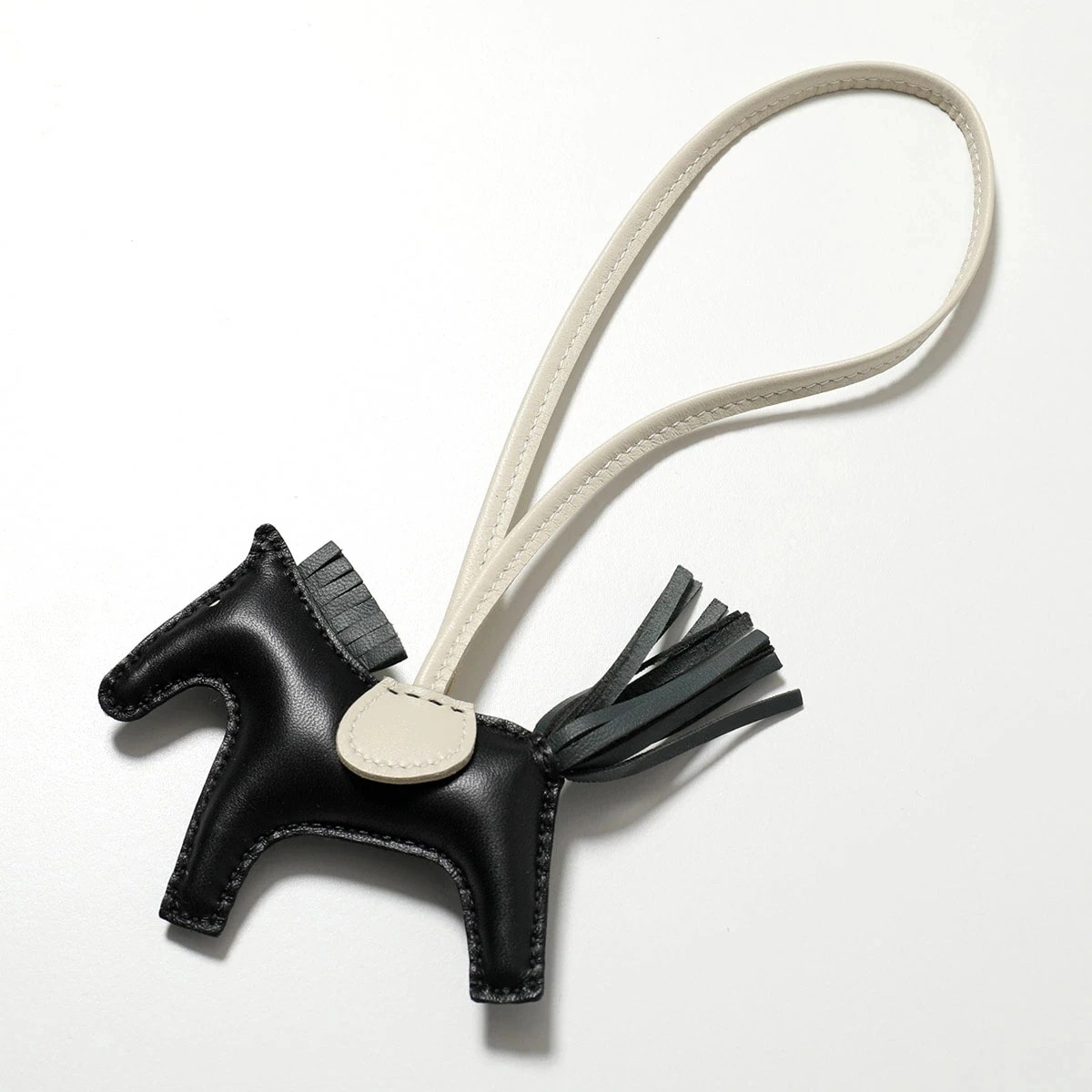 HERMES エルメス チャーム RODEO ロデオ PM アニョーミロ H064929CA レディース レザーホルダー K刻印 NOIR/VERT-MANGROVE/CRAIE