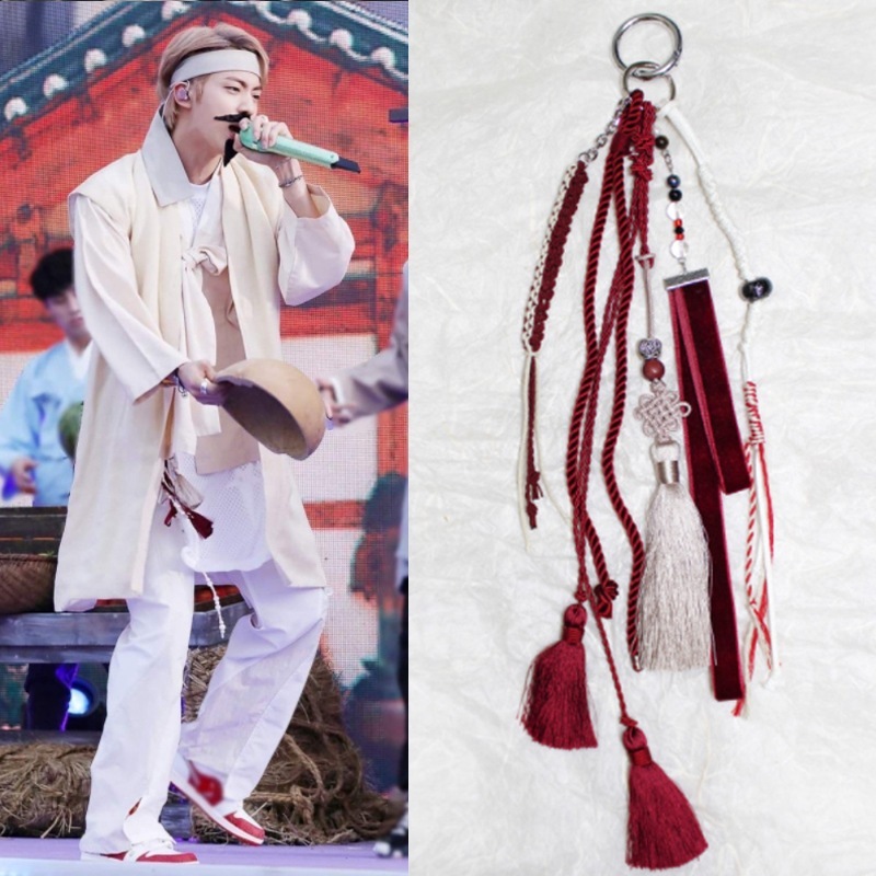 BTS Jin着用15月ハンドメイド キーホルダー キーリング 057