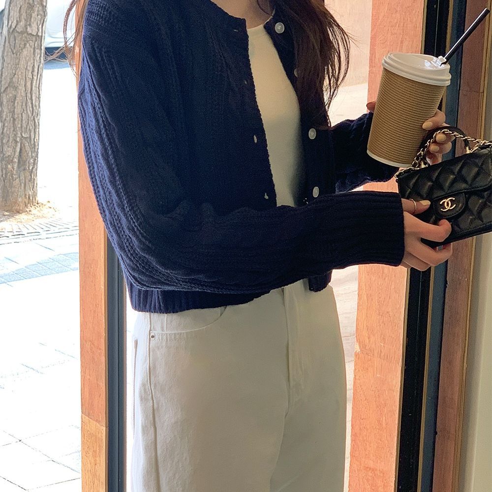 レディース トップス カーディガン 上着 羽織 長袖 ラウンドネック 前開き ケーブルニット 伸縮性 ボタン チェーン 中厚手 ニット 大人可愛い シンプル カジュアル 上品 おしゃれ ラグジュアリー