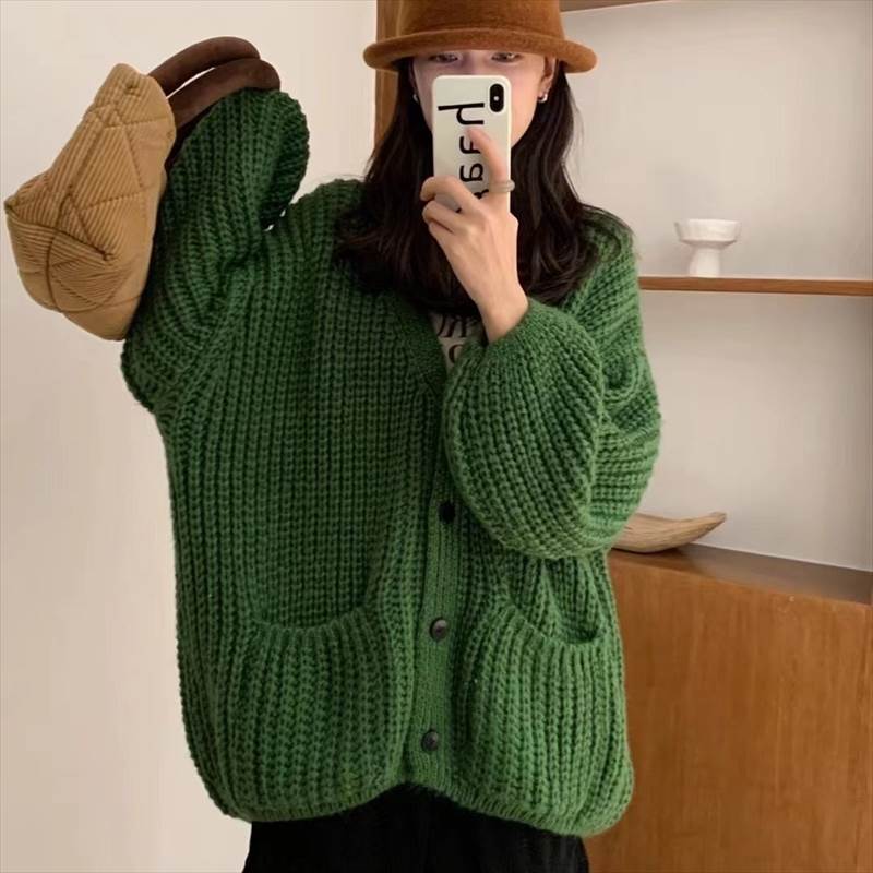 アウター カーディガン レディース ニットカーディガン 長袖 Vネック 前開き ボタン ミディアム丈 ポケット かわいい 大人可愛い きれいめ シンプル 上品 おしゃれ かっこいい カジュアル こなれ