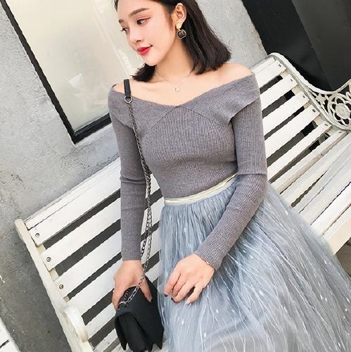 2190.Vネック トップス(グレー)