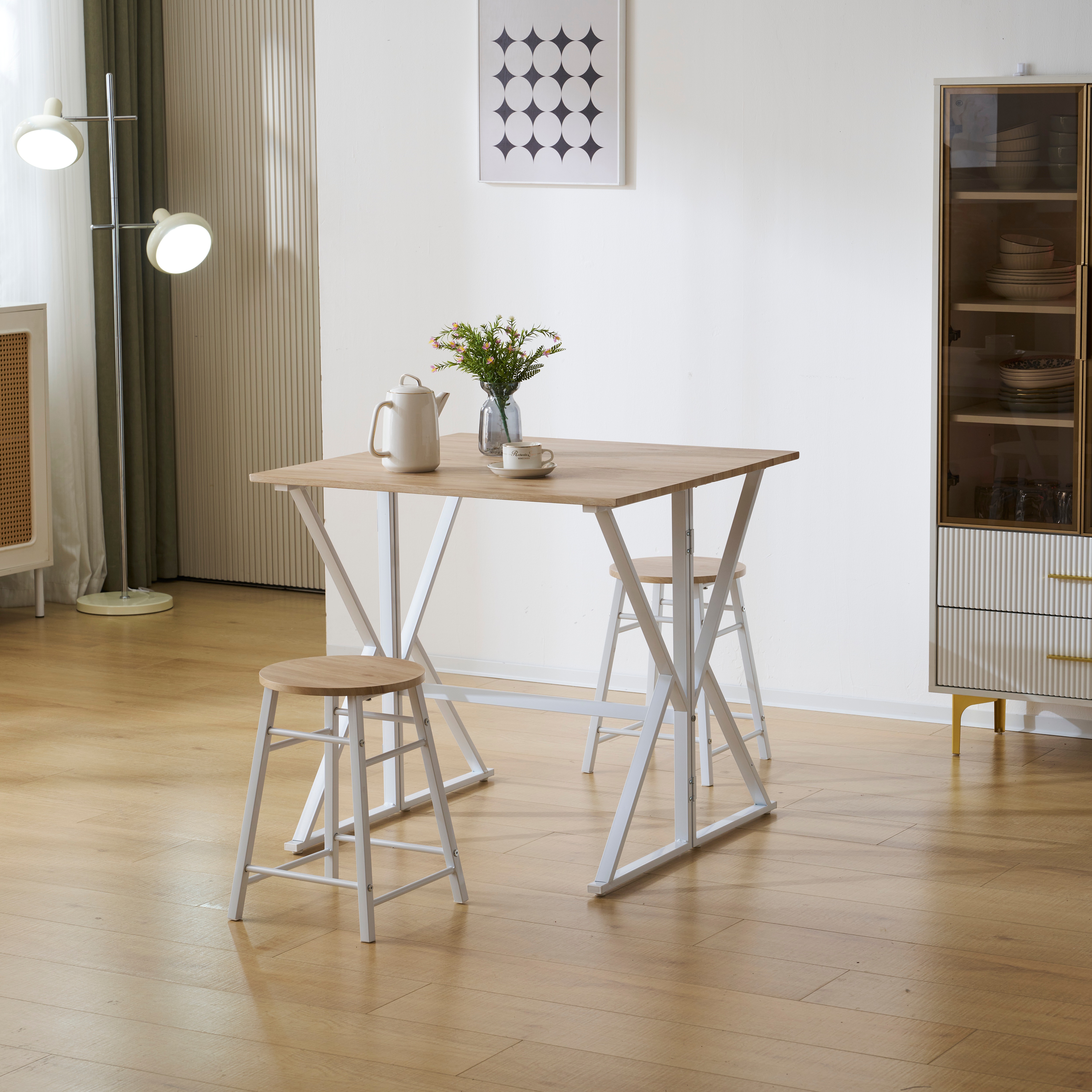 コンパクトでスタイリッシュなダイニングテーブルセット スチールダイニングテーブル ベンチ2脚