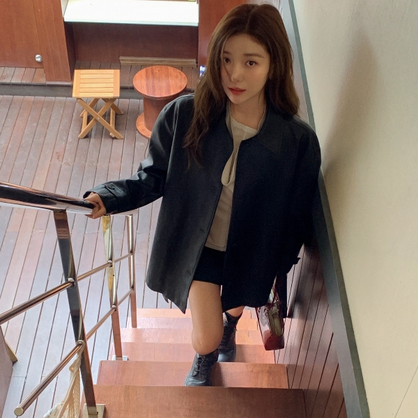 (MADE/ブランドクオリティ/ウェルメイド) ベルト付きレザー セミルーズフィット ハーフジャケット 韓国アウター jk2999