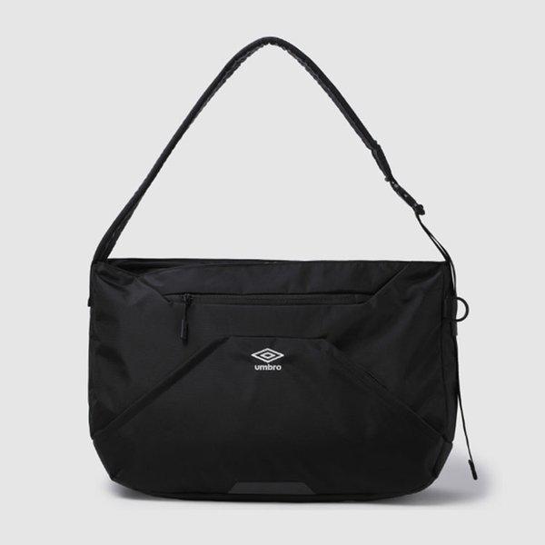 ボリンダッフルメッセンジャーバッグ UR123CBG16-BLK0