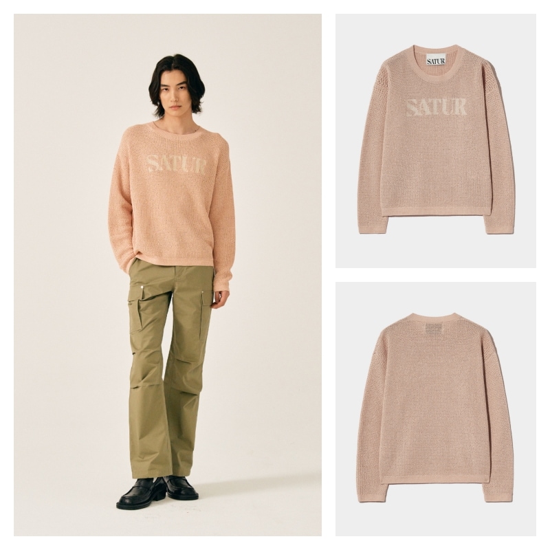 【SATUR】 LOGO EMBROIDERY CREW NECK KNIT : PEACH CORAL 14,343円