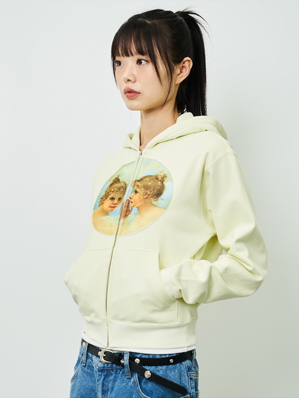 TWO-GIRL PRINTED WOMAN ZIP-UP HOODIE
