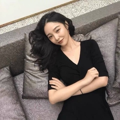 ワンピース ロングワンピース ロング丈 長袖 5分袖 半袖 Vネック 胸元 ウエストマーク スリット かわいい 大人可愛い きれいめ シンプル 上品 おしゃれ かっこいい レトロ こなれ感 個性的 5,673円