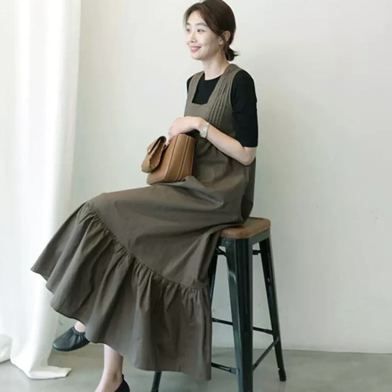 ワンピース コットンリネン ジャンパースカート ロング ロング丈 マキシ マキシ丈 袖なし ノースリーブ スクエアネック 襟なし フレア 切り替えデザイン 綿 麻 リネン 薄手 コットン かわいい