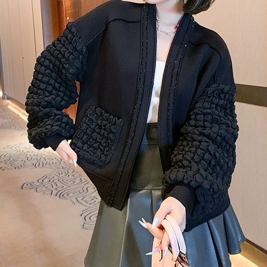 レディース アウター ジャケット ミディアム丈 長袖 前開き もこもこ ふわふわ かわいい 大人可愛い きれいめ シンプル 上品 おしゃれ かっこいい レトロ こなれ感 個性的 主役級 存在感