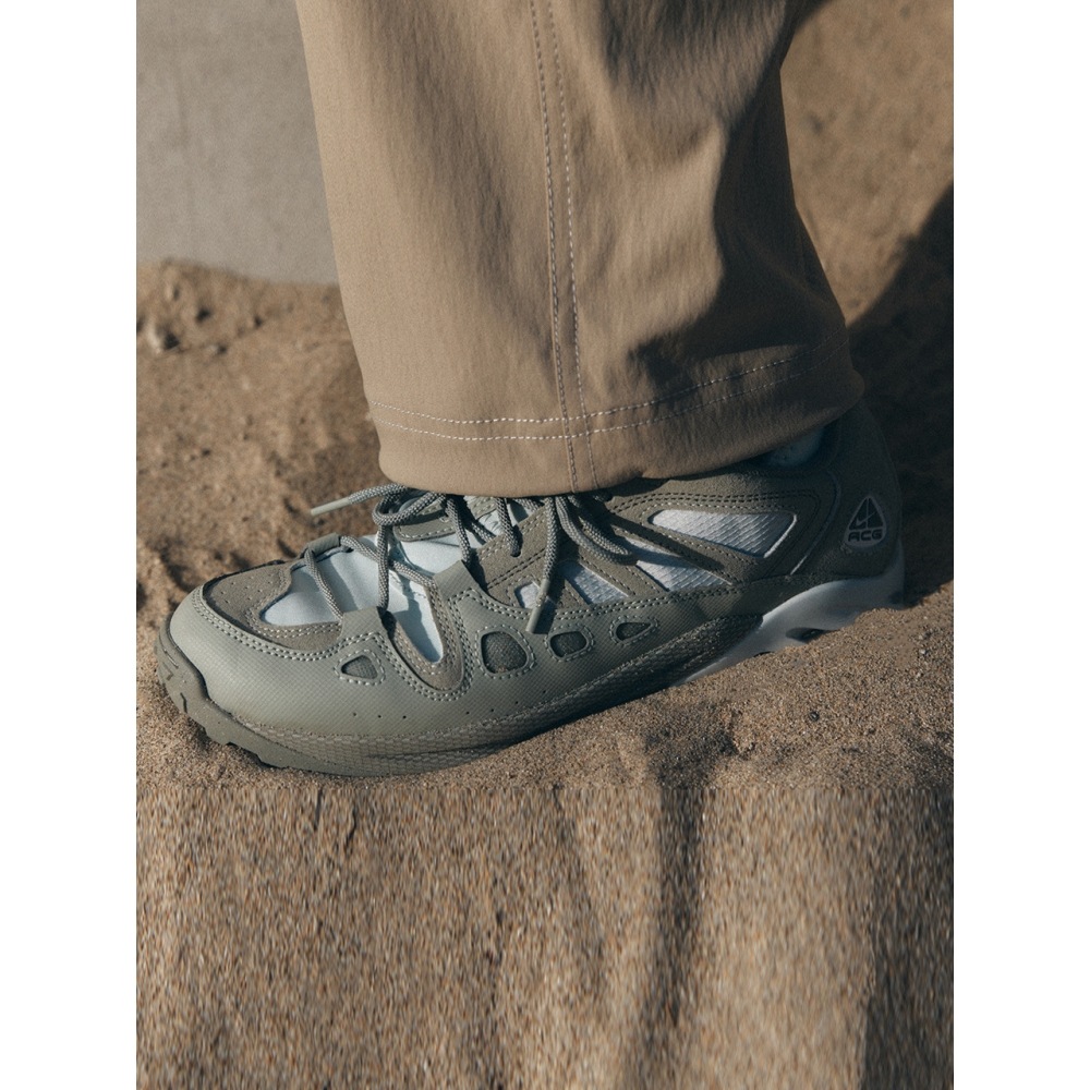 ナイキ ACG エアエクスプロレイド
