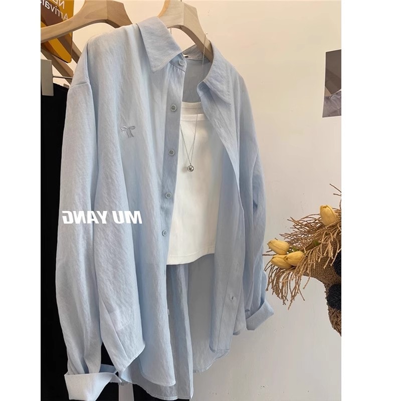 【1つ買うと10つ無料】怠な風の日焼け防止スカイシルク弓刺繍シャツ2025女性用夏のライトルーズシャツジャケット 30,523円