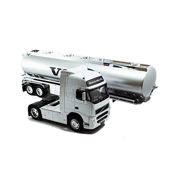 Welly 1:32 Die-cast Volvo FH12 Oil Tanker Truck Silver Model with Box Collection Christmas New Gift