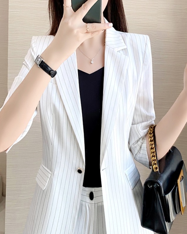 デート モテアイテム スーツ 長袖 可愛い きれいめ 上品 おしゃれ かっこいい 可愛い ラブリー キュート ガーリー クール モード系 セクシー エレガント 存在感 フォーマル レディース