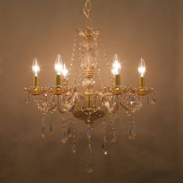 シャンデリア おしゃれ ゴージャス エレガント 6灯 豪華 高級感 ゴールド 金色 クリア クリスタル ガーリー ヨーロピアン 吊り下げ 照明 ペンダントライト