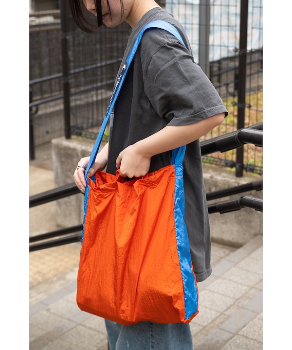 Moon　コート、バッグ ANNIE PUFFER TOWN MOON BAG / CERATO BRIGHT | NEWS (お知らせ