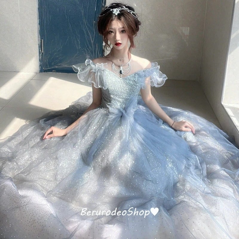 時限特恵 イブニングドレス ブルー 水色 オフショルダー フレア フリル 可愛い 成人式ドレス ロングドレス 発表会ドレス キラキラ キレイめ パーティードレス 演奏会ドレス コンサート コンクールイ