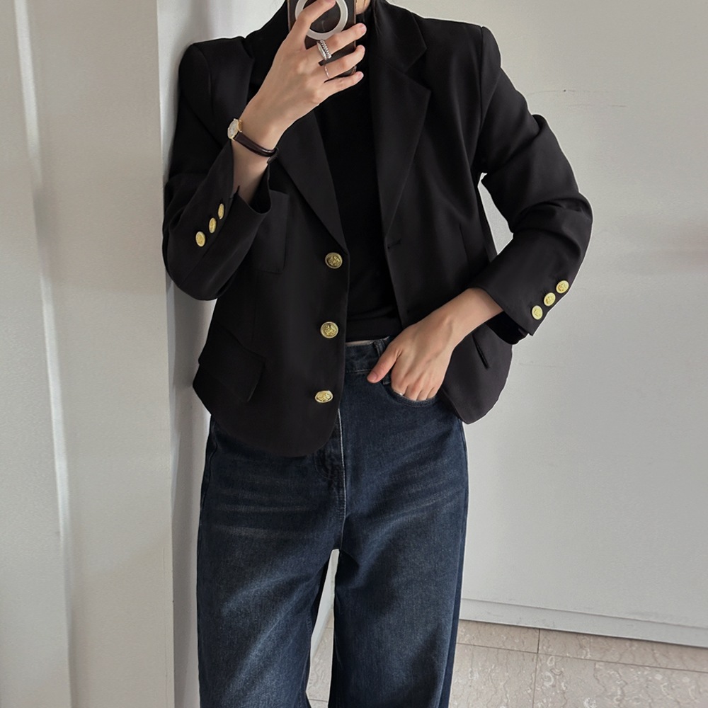 ロエシカラゴールドボタンジャケット