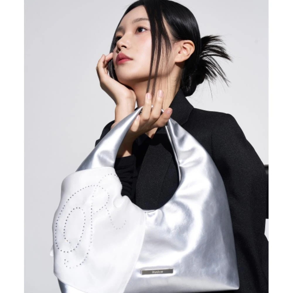 RECLOW RC EGG TOTE BAG SILVER