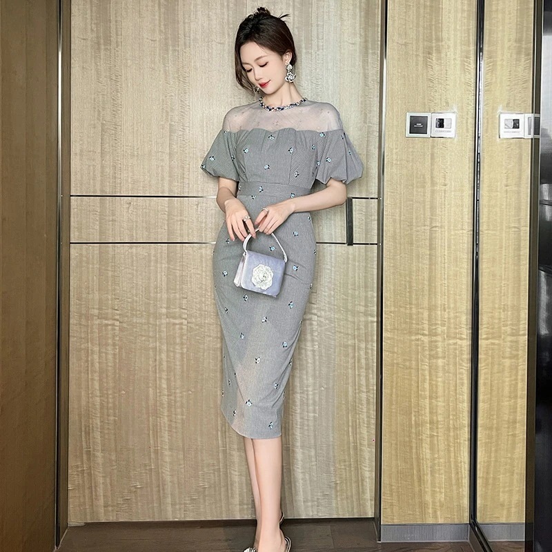 【JY.上品】 2024夏新品 大人 チュールドッキング 刺繍 水玉 ワンピース ドレス パーティー キャバ 大人 同窓会 披露宴 卒業式 結婚式 演奏会 ウェディング 二次会 メガ割