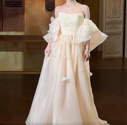 カラードレス ライトイエロー ベアトップ ドロップショルダー 花モチーフ ソフトチュール 二次会