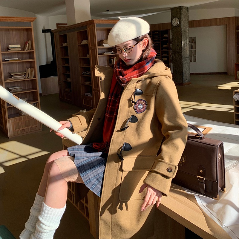JKオリジナル日本の学校用品カレッジスタイルのジャケット通勤暖かい女性のコート神女の子キャメル色